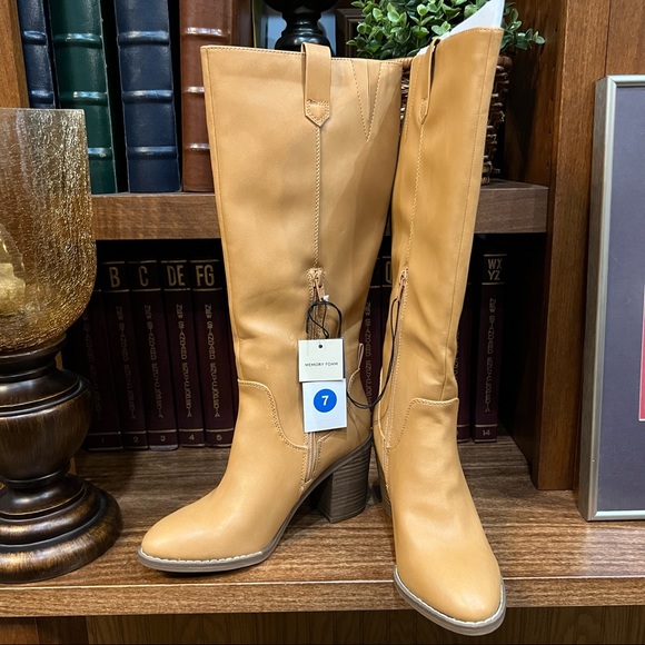 NWT Davina Knee High Tan Faux Leather Riding Boots Universal Thread - Picture 4 of 8